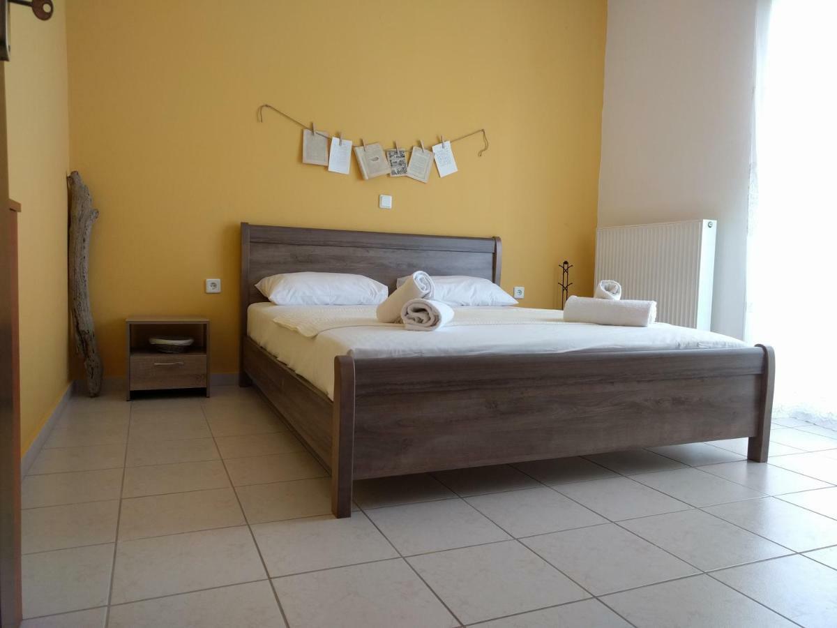 Dimitris Luxury Apartment เกราโมตี ภายนอก รูปภาพ